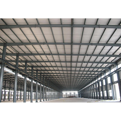 Structures en acier préfabriquées avec connexions de boulons